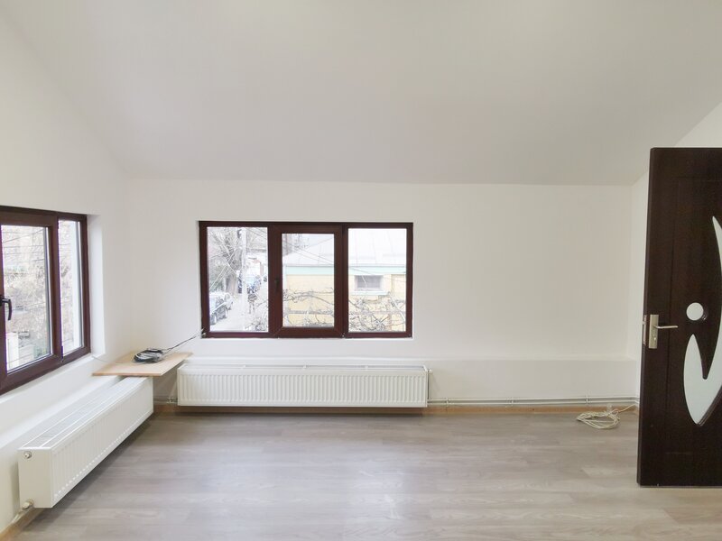 Grivitei, Gara de Nord, Turda, casa 6 cam. D+P+1 renovata, 380V,